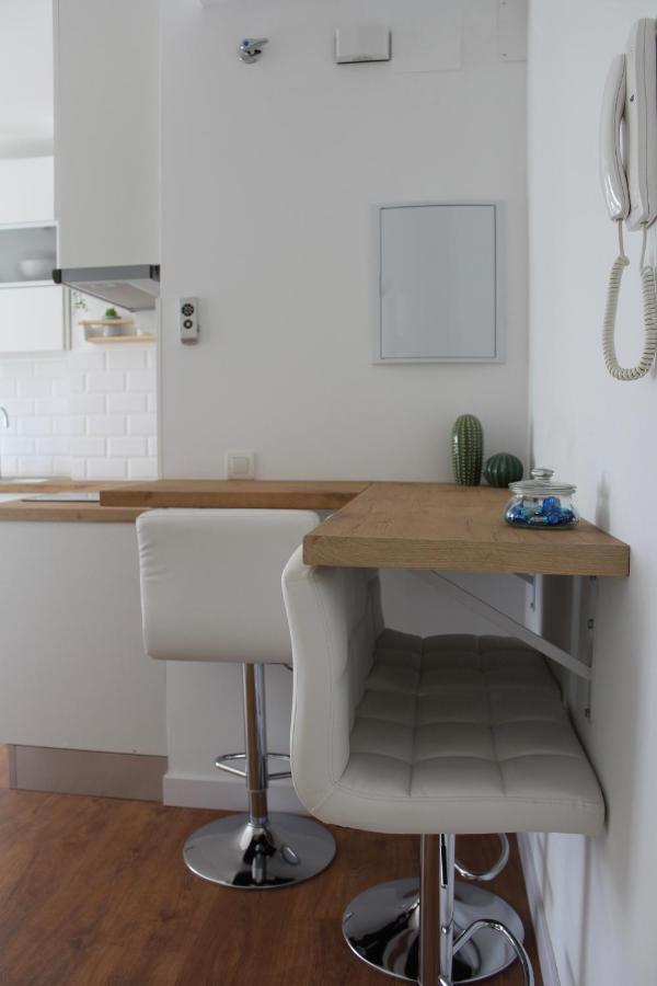 Beautiful Brand New 2 Bedroom Flat With Terrace Màlaga Exteriér fotografie