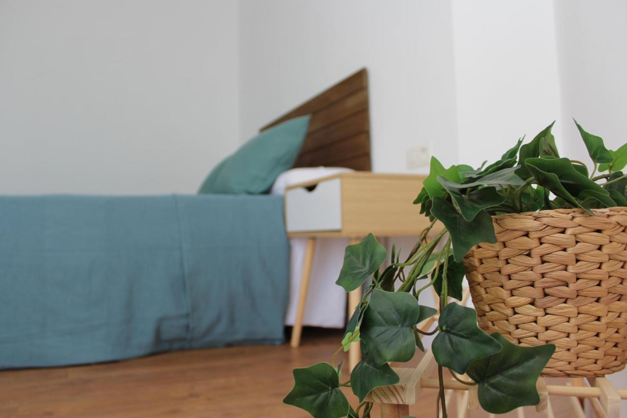 Beautiful Brand New 2 Bedroom Flat With Terrace Màlaga Exteriér fotografie