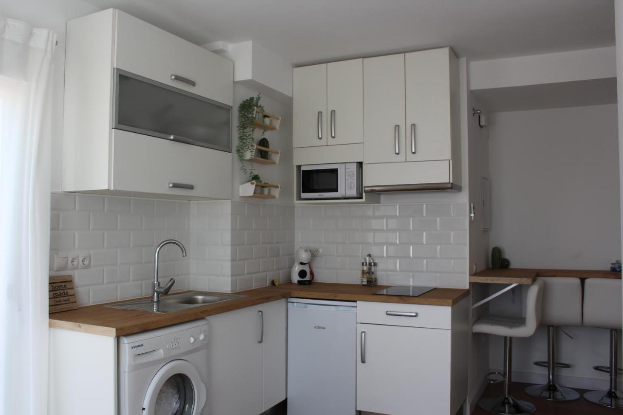 Beautiful Brand New 2 Bedroom Flat With Terrace Màlaga Exteriér fotografie